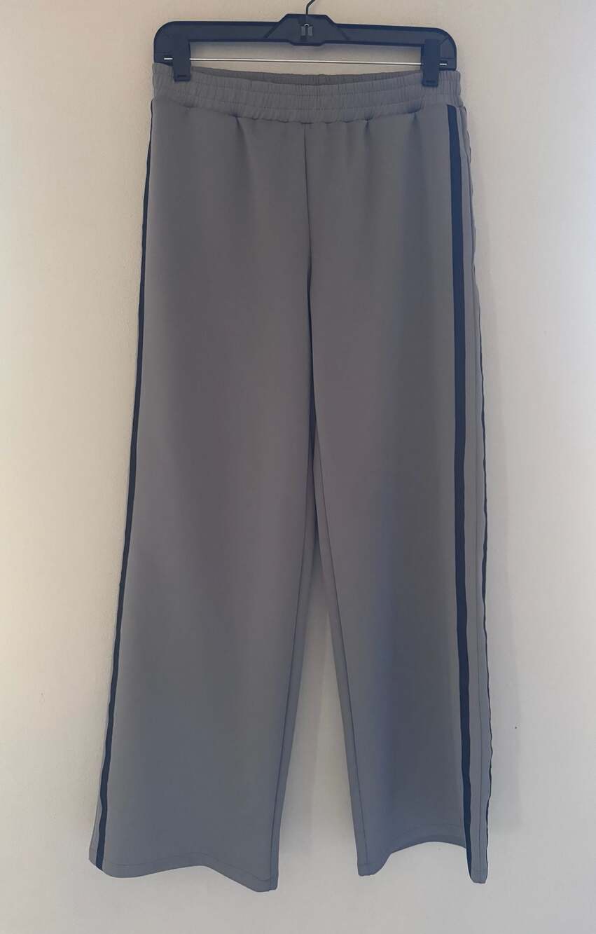 NWT Edikted Robyn Track Pants in Dark Gray - Picture 3 of 11